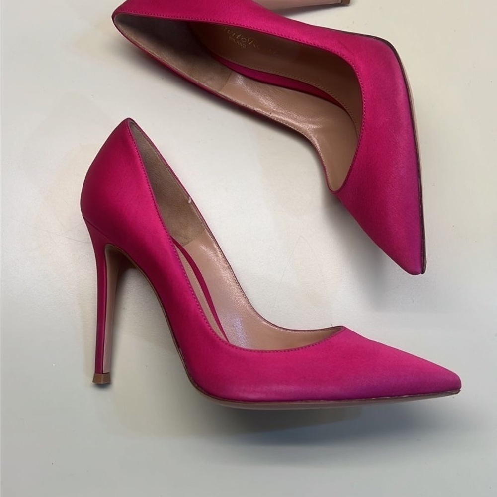 Gianvito Rossi Pink Stiletto Heels - Picture 5 of 10